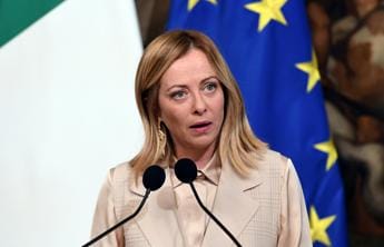 Galleria foto 'Manovra 2024, Meloni: “1,5 miliardi a forze armate, polizia e vigili del fuoco”' - foto 1