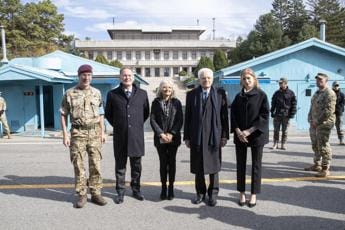 Galleria foto 'Mattarella a Seul: “Guerra mai conclusa comporta rischio costante di violenze”' - foto 1