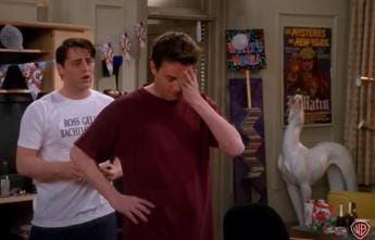 Galleria foto 'Matthew Perry, l’addio di Matt LeBlanc: il Joey Tribbiani di Friends rompe il silenzio' - foto 1