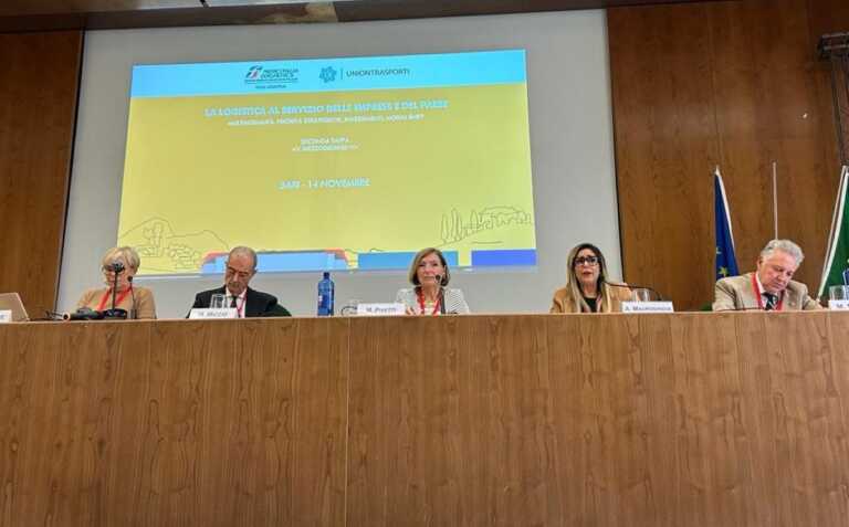Trasporto merci in Puglia, Maurodinoia: «Infrastrutture efficienti e meno camion su strada»