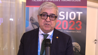 Galleria foto 'Medicina, Momoli (Siot): “Ortopedia evoluta con robotica, ortobiologia e realtà virtuale”' - foto 1