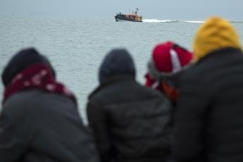 Frontex, sbarchi irregolari in calo in Europa. Aumentano in Italia: +7%