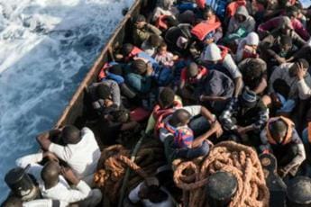 Galleria foto 'Migranti, opposizioni contro accordo Italia-Albania: “E’ deportazione”' - foto 1