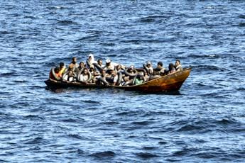 Migranti, Piantedosi: “Lotta contro trafficanti è sfida europea”