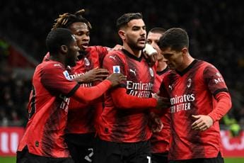 Galleria foto 'Milan-Fiorentina 1-0, gol di Theo Hernandez. Camarda record, debutto a 15 anni' - foto 1