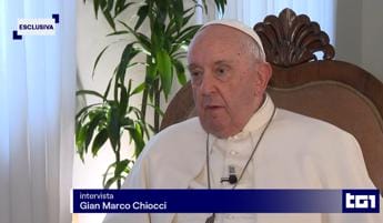 Galleria foto 'Papa Francesco, dalla salute a Pelè: il Pontefice privato al Tg1' - foto 1