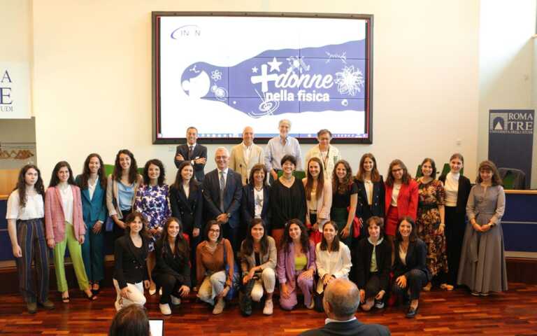 Più donne nella fisica: due studentesse dell’UniSalento premiate dall’Infn