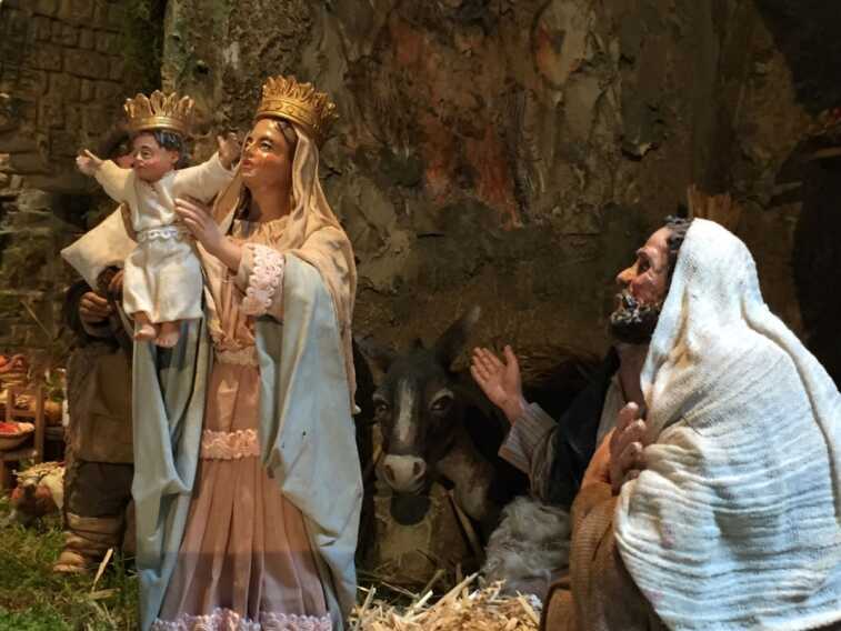 Il presepe monumentale della Basilicata realizzato dal Maestro artese in mostra a Siena