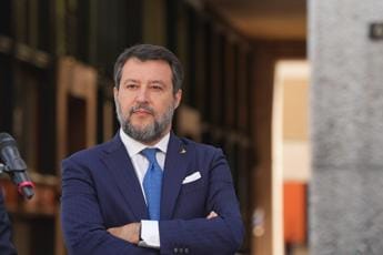 Galleria foto 'Salvini contro gli scioperi minaccia precettazione: “Non si può fermare Paese”' - foto 1