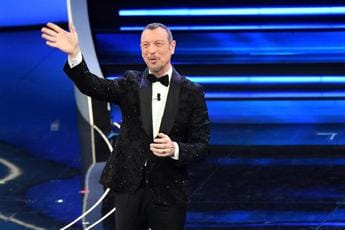 Galleria foto 'Sanremo 2024, Amadeus annuncia i cantanti il 3 dicembre' - foto 1