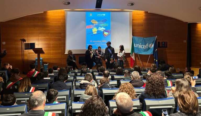 Lecce, i 45 “sindaci dei ragazzi” al lavoro per il futuro insieme all’Unicef
