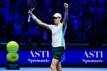 Galleria foto 'Sinner batte Djokovic alle Atp Finals 2023, il boato del Pala Alpitour' - foto 1