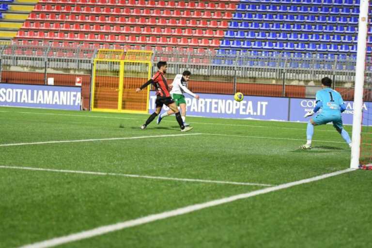 Monopoli, che botta! Contro il Sorrento si ferma a sei la striscia di risultati utili
