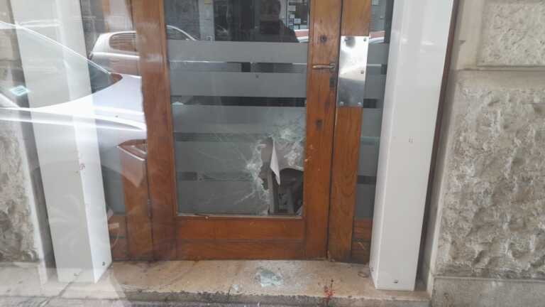 Bari, un’altra spaccata. Il titolare del ristorante: «È la terza volta, le prime due ho denunciato. Ora no» – VIDEO