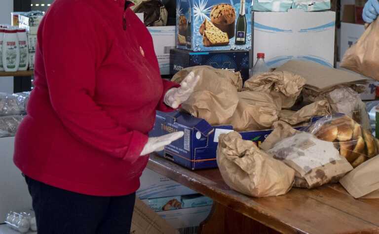 Uno su quattro è povero: in Puglia arriva la “spesa sospesa” nei mercati