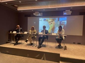 Galleria foto 'Tumori, esperti: “Terapia cancro seno Brca in stadio precoce cambia pratica clinica”' - foto 1