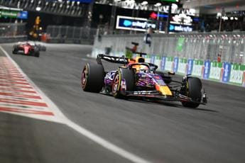Galleria foto 'Verstappen vince Gp Las Vegas, Leclerc secondo con Ferrari' - foto 1