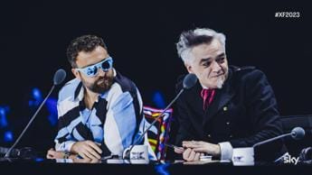 Galleria foto 'X Factor 2023, tensioni e un ripescaggio nel secondo live: cosa è successo' - foto 1