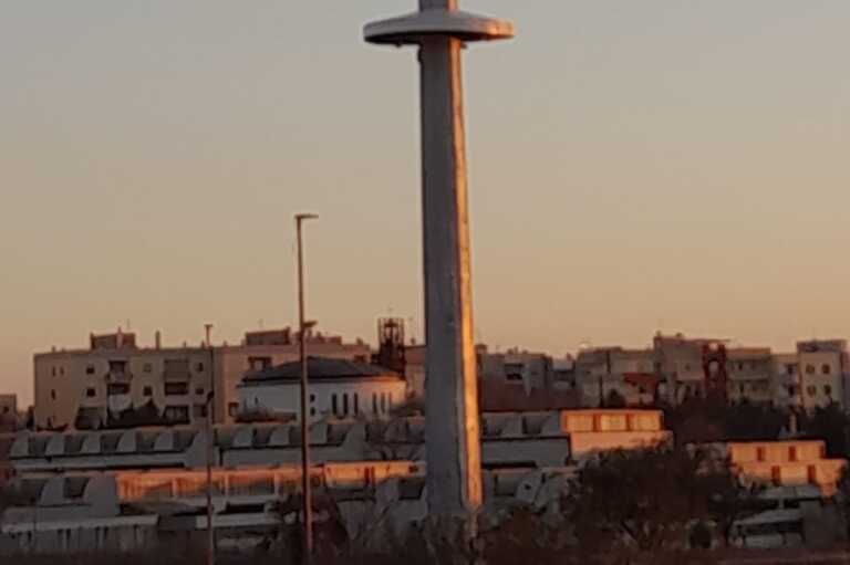 Matera, spunta un’antenna 5G in via Gravina e parte la protesta dei residenti