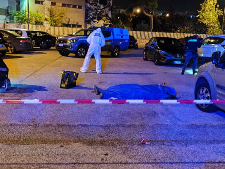 Galleria foto 'Un colpo sulla testa dopo gli spari. La rabbia di chi ha ucciso Di Giacomo' - foto 1