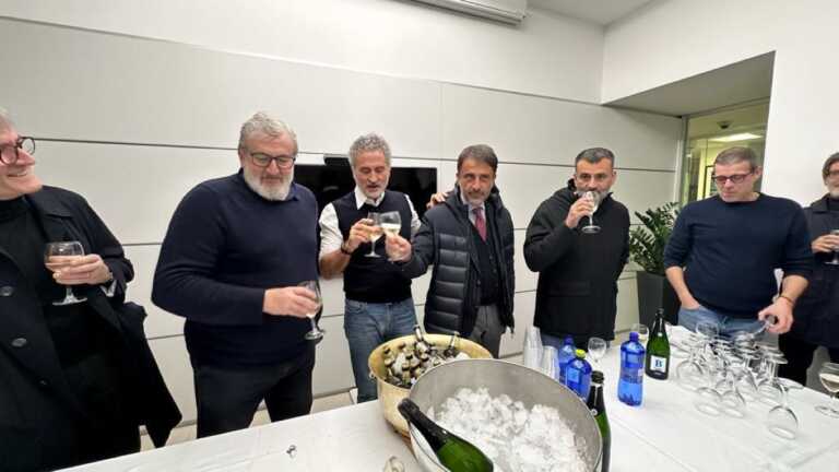 Il brindisi del disgelo tra Emiliano e Laforgia: all’incontro presente anche Decaro
