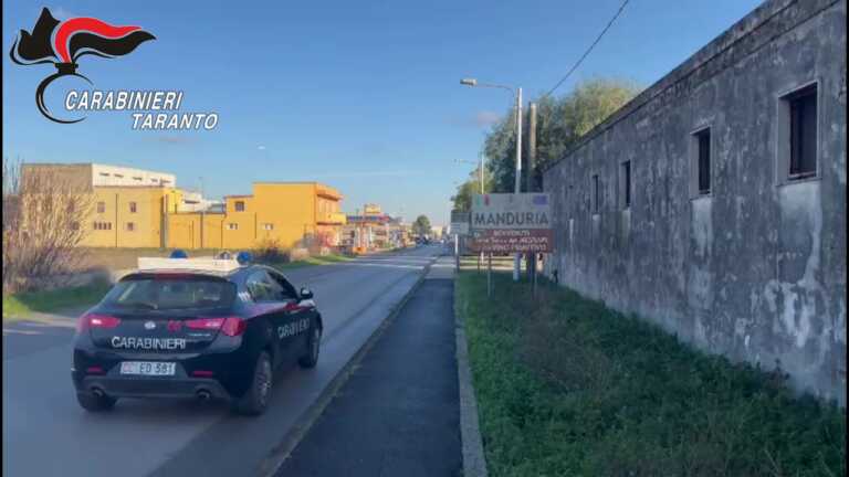 Manduria, 76enne invalido rapinato: misure cautelari nei confronti di due ragazzi di 19 e 16 anni