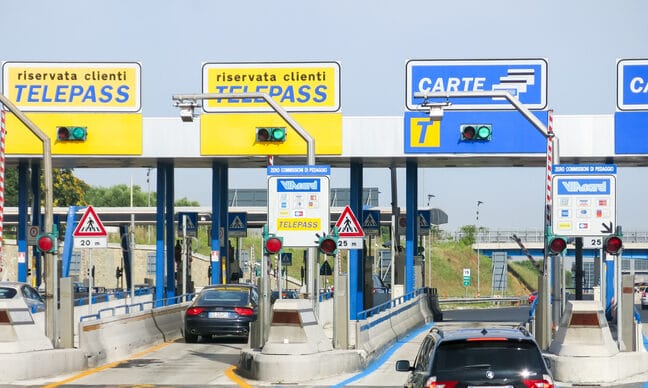 Puglia, in quattro comuni su dieci è necessaria almeno un’ora per raggiungere l’autostrada