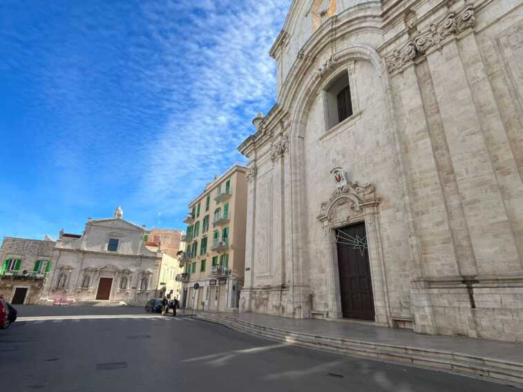 “Tasselli di pace”: nella Cattedrale di don Tonino Bello a Molfetta il concerto di Al Bano