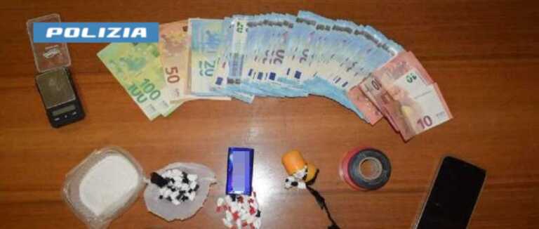 Monopoli, nasconde 54 dosi di cocaina in un calzino: arrestato un 21enne