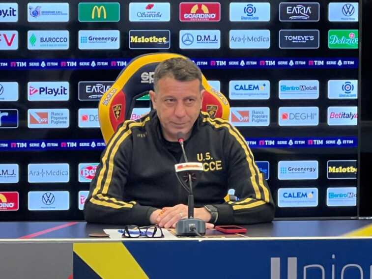 Lecce, D’Aversa sfida la Lazio: «Concediamo meno possibile, Almqvist può essere titolare»