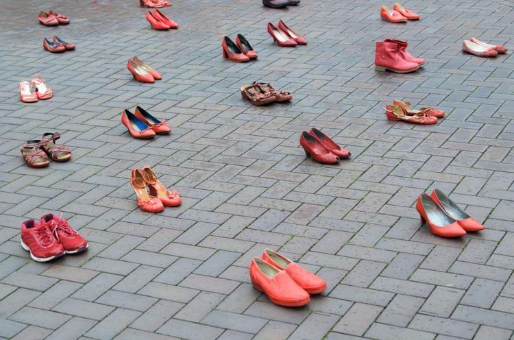 Femminicidi, la brutalità dei gesti: sono 111 le donne uccise nel 2023
