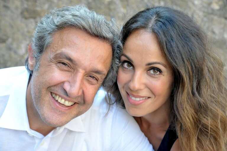 Brindisi, Flavio Insinna al “Verdi”: l’omaggio a Nino Manfredi in “Gente di facili costumi”