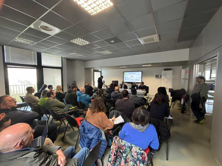Galleria foto 'Tornano i lupi nel Salento: ecco il progetto per conoscerli e gestire la convivenza con l’uomo' - foto 1
