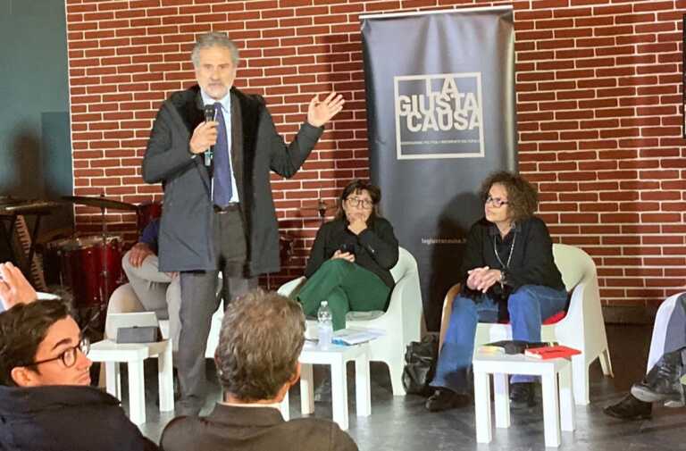 «Io sindaco? Imparerò a farlo». Laforgia presenta le sue proposte per Bari
