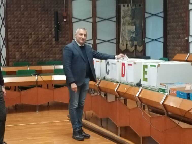 Elezioni provinciali: a Potenza avanti la lista Giordano. A Matera trionfa Marrese