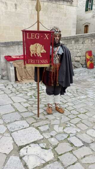 Galleria foto 'A Matera torna il presepe vivente nei Sassi: un percorso di 4 chilometri con 200 comparse' - foto 1