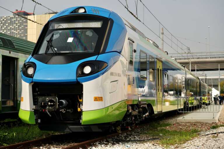 Otto nuovi treni elettrici e a idrogeno in Puglia: dal Ministero dei Trasporti arrivano 63,6 milioni di euro