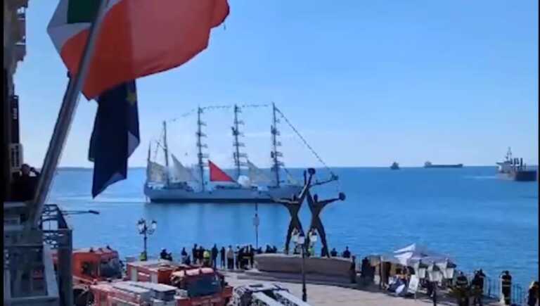 Taranto, in porto il veliero più veloce dell’America Latina: ecco la Unión della Marina peruviana – VIDEO