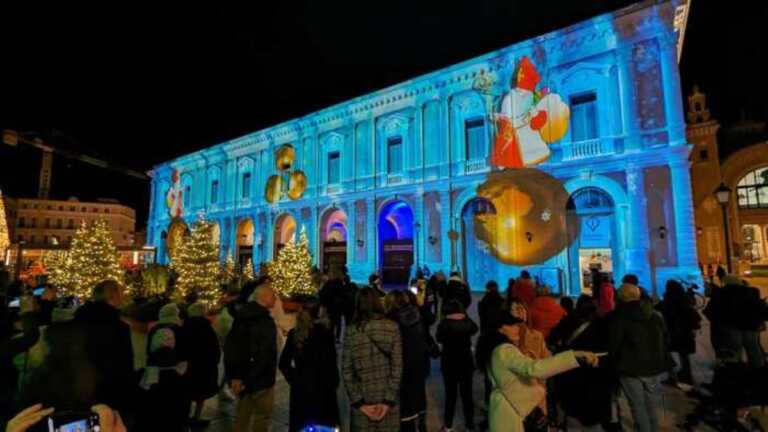 Bari, San Nicola e l’acqua: in piazza del Ferrarese il videomapping di Aqp – LE IMMAGINI