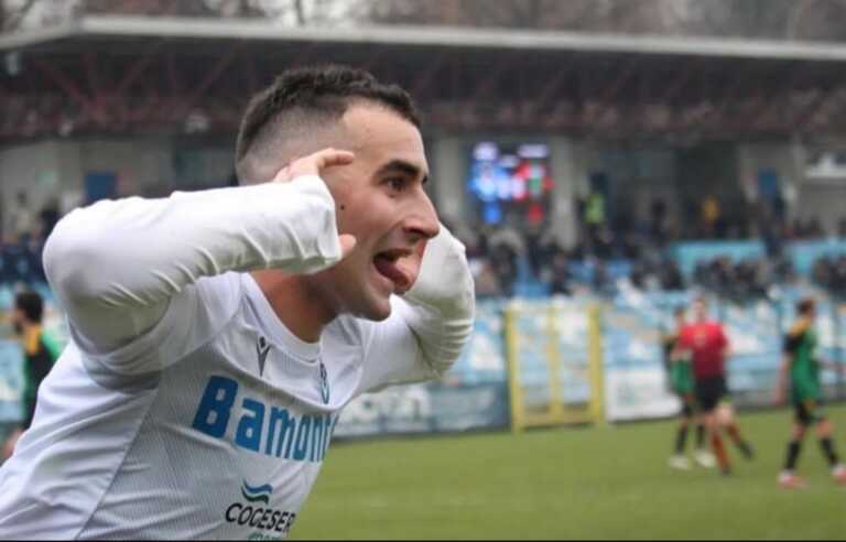 Bari, per Puscas tutto rinviato. Su Fumagalli c’è pure il Catanzaro