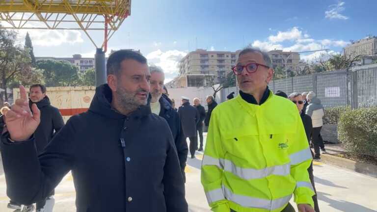 Galleria foto 'Tassa sui rifiuti, Decaro: «L’aumento avrebbe conseguenze devastanti»' - foto 1