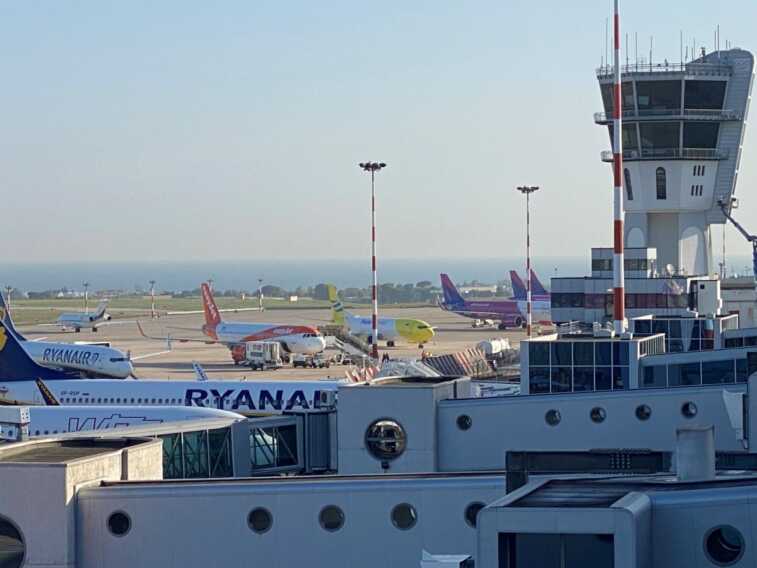 Aeroporti di Puglia, da gennaio ad aprile più di 2,5 milioni di passeggeri. È record per Bari