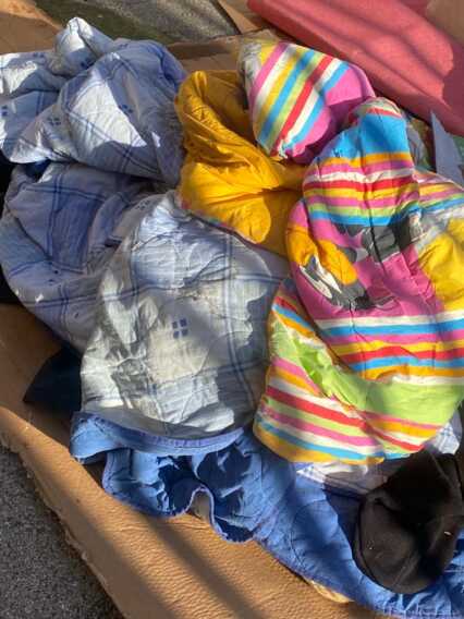 Bari: pestato a sangue senza fissa dimora, muore a pochi passi dalla stazione – VIDEO