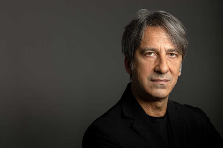 A teatro una storia di umanità e giustizia con Michele De Virgilio