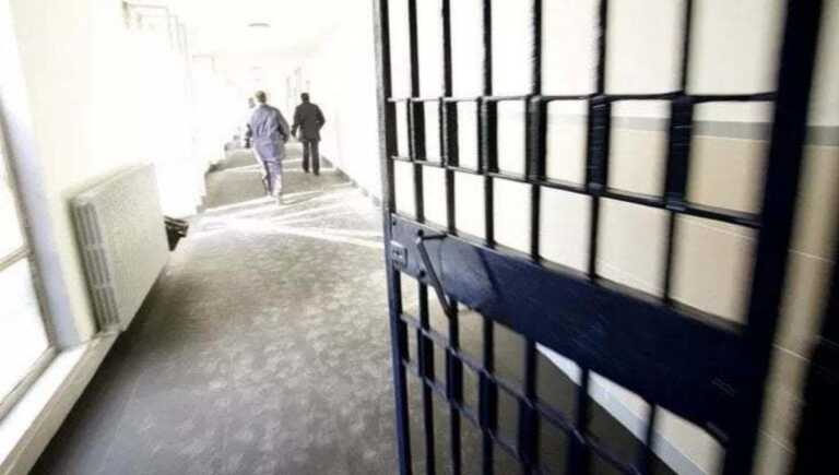 Bologna, detenuto pugliese evade durante una visita in ospedale: catturato dopo ore