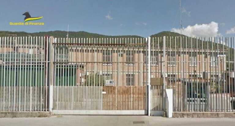 Droga e cellulari nel carcere di Salerno: 16 arresti, tra loro anche persone residenti nel Salento
