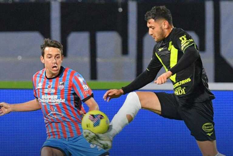 Il Brindisi naufraga a Catania: i biancoazzurri incassano 4 reti e sono ultimi in classifica