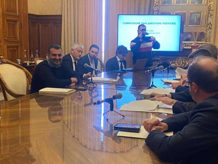 È a Bari la Commissione parlamentare sulla sicurezza in città: in Comune l’incontro con Decaro