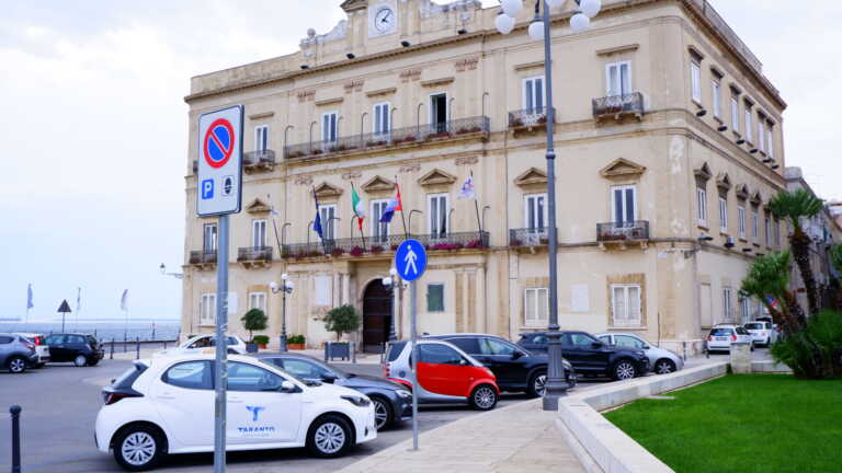 Pd contro Pd a Taranto: si litiga per Melucci