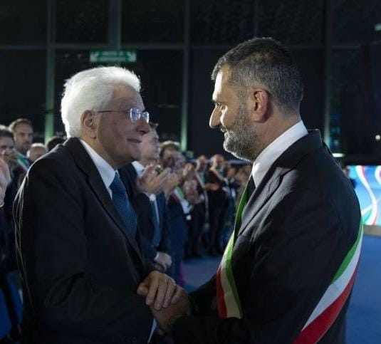 Mattarella a Bari, Decaro: «Omaggio a donne e uomini della rifondazione democratica dell’Italia»